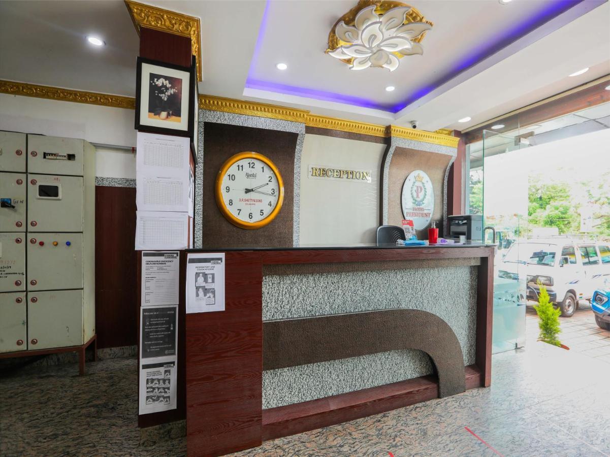 Capital O 84002 Hotel Top In Town President Kushālnagar Esterno foto